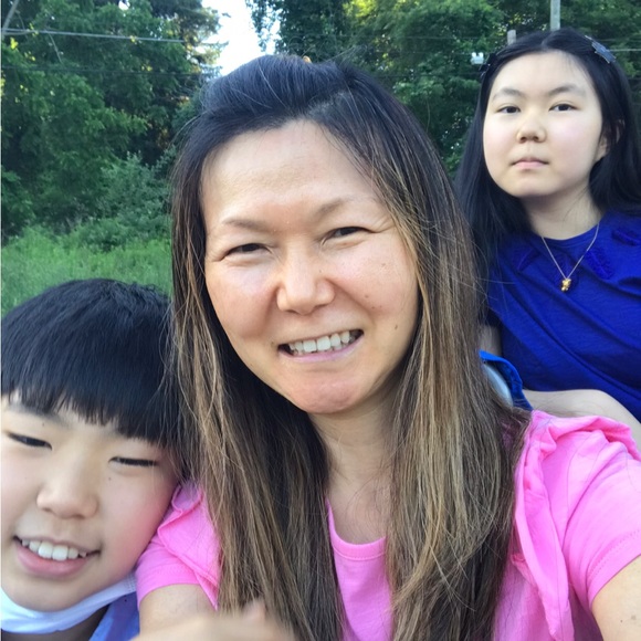 Meet your Posher, Sarah - Picture 1 of 1